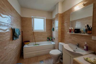 Apartament cu 2 camere decomandat în Valea Lupului - 2