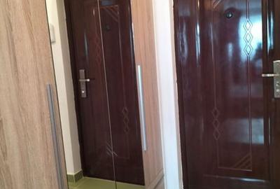 Garsonieră în Micro 3 - 2