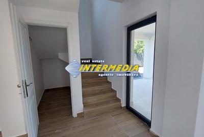 Casă individuală cu 4 camere cu Teren 250 Mp în Micești - 11