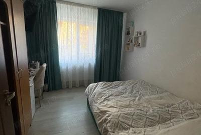 Apartament cu 4 camere decomandat în Central - 2
