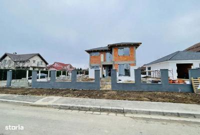 Casă cu 5 camere cu Teren 420 Mp în Oncea - 3