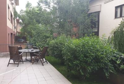 Apartament cu 3 camere semidecomandat în Herăstrău - 1