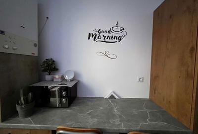 Apartament cu 2 camere semidecomandat în Micro 1 - 2
