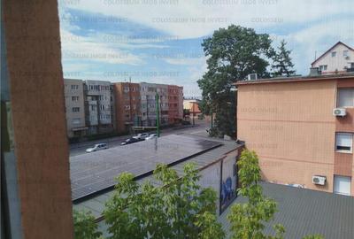 COLOSSEUM: Apartament 2 camere Faget mag Unirea - 16
