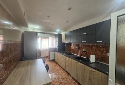 Apartament cu 4 camere decomandat în Milcov - 6
