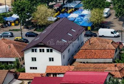 Spațiu comercial, de 836 mp, în Central - 13