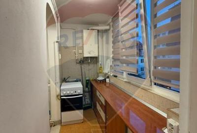 Garsonieră decomandată în Vasile Aaron - 6