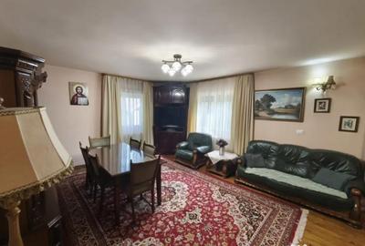 Casă cu 5 camere cu Teren 1500 Mp în Central - 7