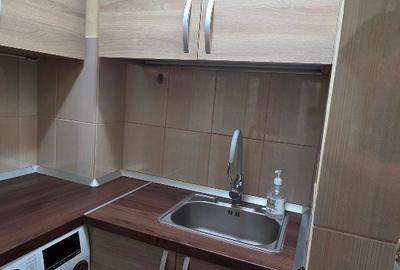 Garsonieră decomandată în Central - 4