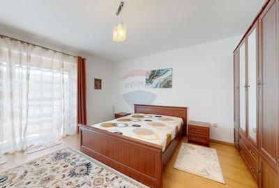 Apartament cu 1 camere decomandat în Tractorul - 2