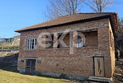 Casă individuală cu 3 camere cu Teren 300 Mp în Stâlpeni - 3