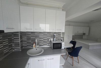 Garsonieră decomandată, mobilată în Tomis Nord - 1