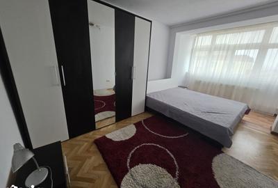 Apartament cu 3 camere decomandat în Bartolomeu - 3