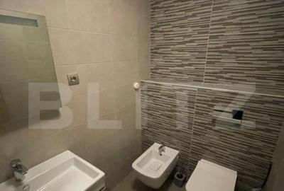 Penthouse cu 4 camere 120 mp si terasa 55 mp, zona centrala - 1