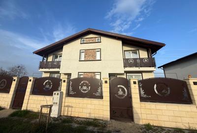 Duplex Modern / 4 Camere / 2 Bai / Panouri Solare - 1