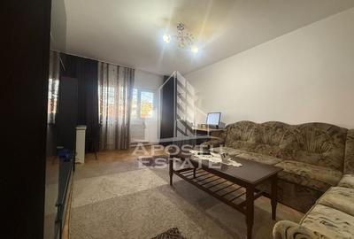 Apartament cu 3 camere , spatios , zona Lipovei