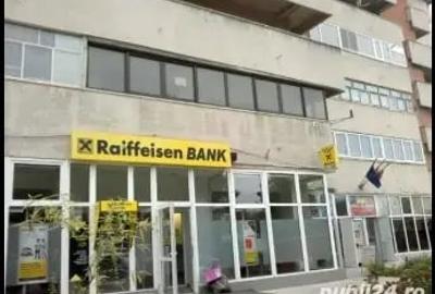Apartament cu 4 camere decomandat în Central - 1