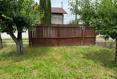 Teren de 1298 mp, în Călinești - 4