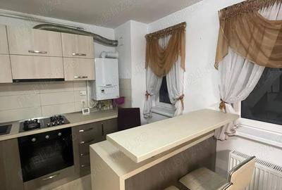 Apartament cu 2 camere decomandat în Tractorul - 3