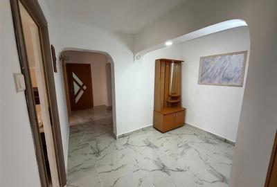 Apartament cu 3 camere decomandat, mobilat în Est - 19