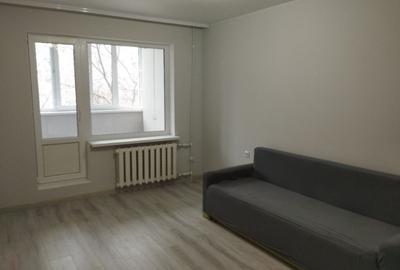 Se inchiriaza garsoniera in zona Coresi - 2