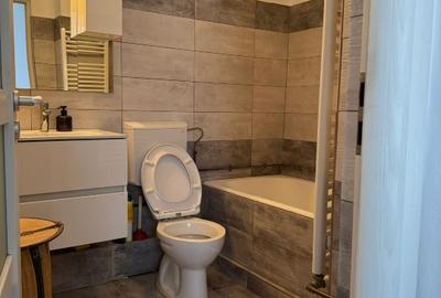 Închiriez apartament 2 camere decomandat 56 mp etaj 5 în mijlocul capitalei - 8
