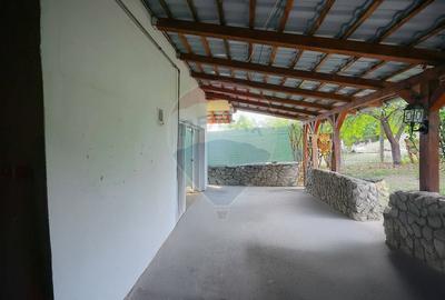 Casa de vanzare cu teren 517 mp, strada Izvorului, Oradea - 7