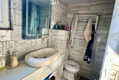 Casă cu 6 camere cu Canalizare în Jucu - 2