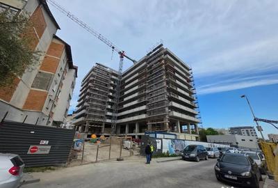 Apartament cu 3 camere semidecomandat în Nicolina - 2