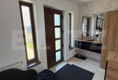 Casă cu 4 camere cu Teren 650 Mp în Central