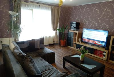 Apartament decomandat cu 2 camere, parcare inclusa in pret, zona Eroilor - 2