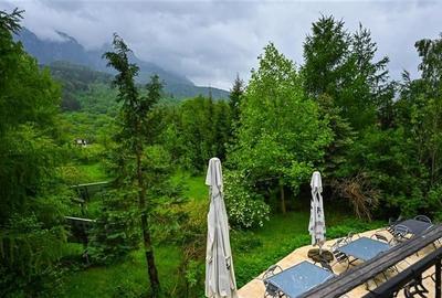 In cartea de povesti a Pietrei Craiului, ansamblul turistic functional,Plaiul Fo - 3