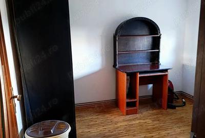 Apartament cu 3 camere decomandat în Central - 4