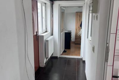 Apartament cu 2 camere decomandat în Bariera Vâlcii - 4