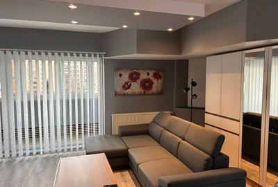 Apartament cu 4 camere decomandat, mobilat în Centrul Civic - 1