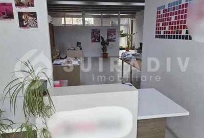 Spațiu comercial, de 130 mp, în Central