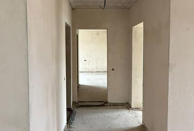 Casă cu 4 camere cu Teren 700 Mp în Luna - 5