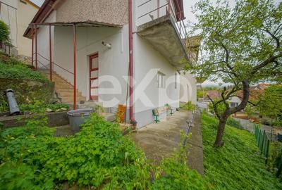 Casa cu priveliste panoramica in inima zonei Șchei – Strada Cotun, nr. 9 - 10