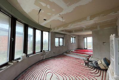 Casă individuală cu 6 camere cu Canalizare în Remetea Mare - 3