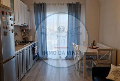 Apartament cu 2 camere semidecomandat, mobilat în Bulgaria