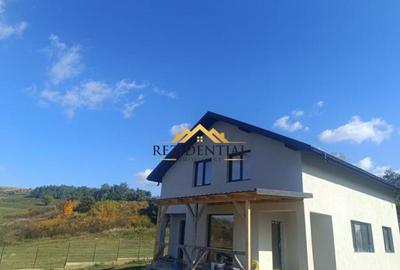 CASA CU MANSARDA - 1