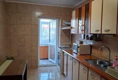Apartament 4 camere decomandate zona Anda