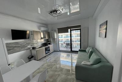 Apartament cu 2 camere semidecomandat în Mamaia