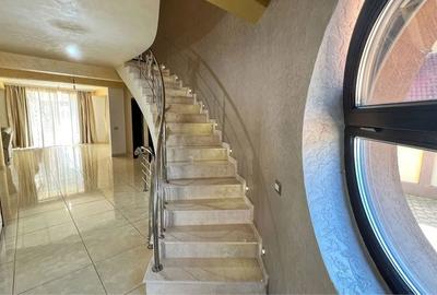 Casă cu 4 camere în Călimănești - 4