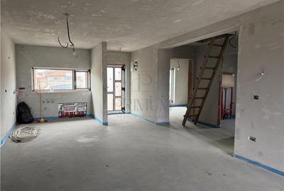 Duplex cu 4 camere cu Canalizare în Moșnița Nouă - 1