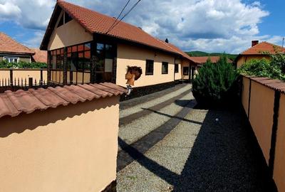 Casă cu 4 camere în Central - 5