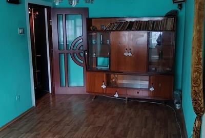 Apartament cu 3 camere semidecomandat în Central - 2