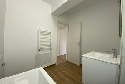 Apartament cu 3 camere decomandat în Gherăiești - 17