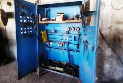 Teren + hală comercială + casa + spațiu logistic - Autostrada A8 - 3