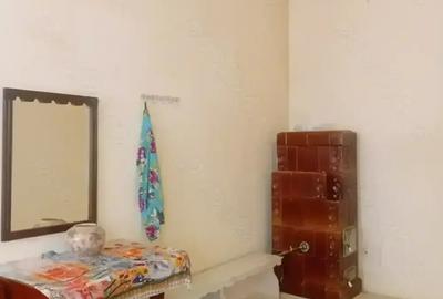 Apartament 74 mp, 3 camere, central, etaj 1 - 2